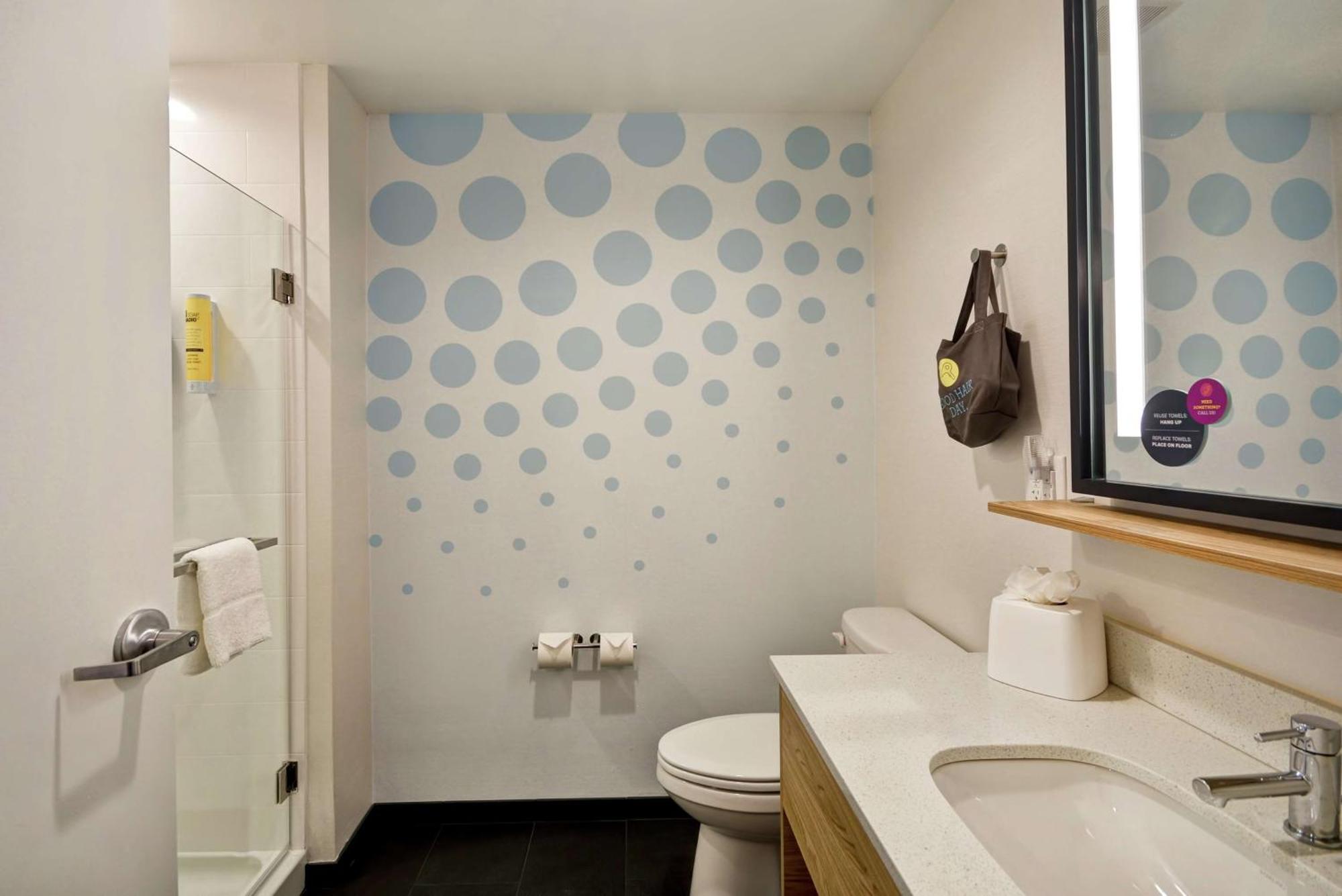 Hotel Tru By Hilton Denver, Pa
